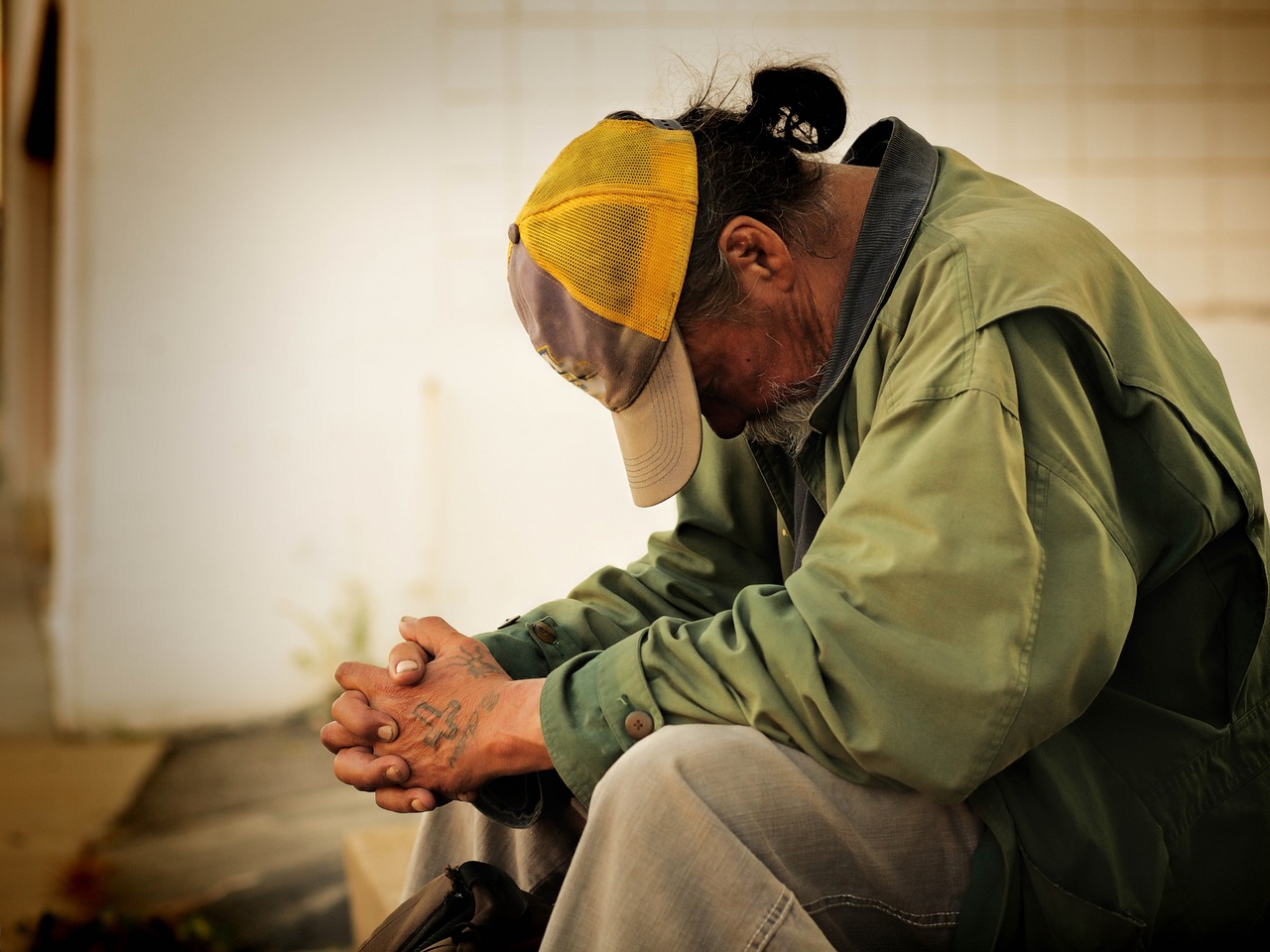 最新男同志老年生活探索與關(guān)懷關(guān)注
