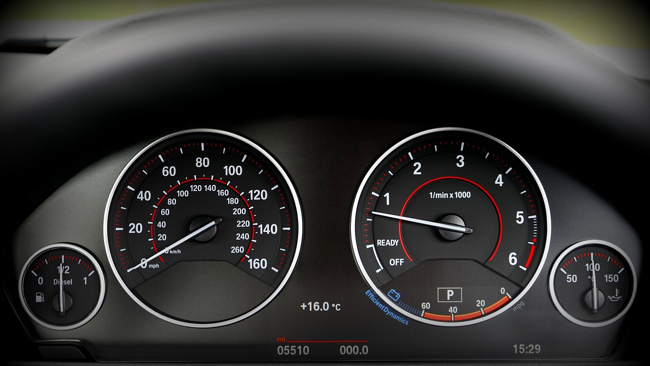 寶馬最新車機(jī)系統(tǒng)引領(lǐng)智能駕駛新時(shí)代