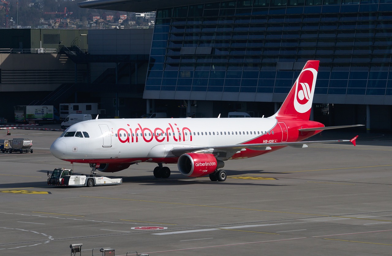 全球航空旅行最新登機(jī)要求與面臨的挑戰(zhàn)