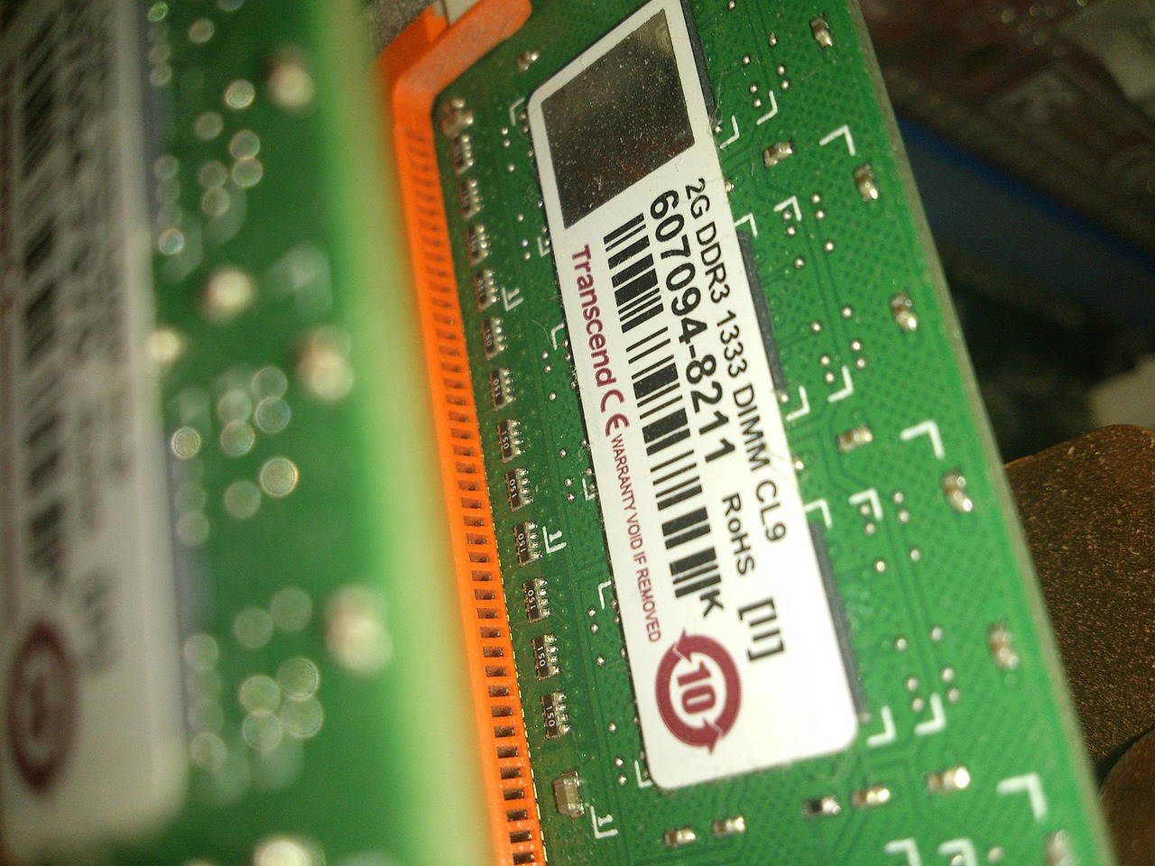 DDR5技術(shù)革新引領(lǐng)內(nèi)存時(shí)代，開(kāi)啟全新計(jì)算篇章