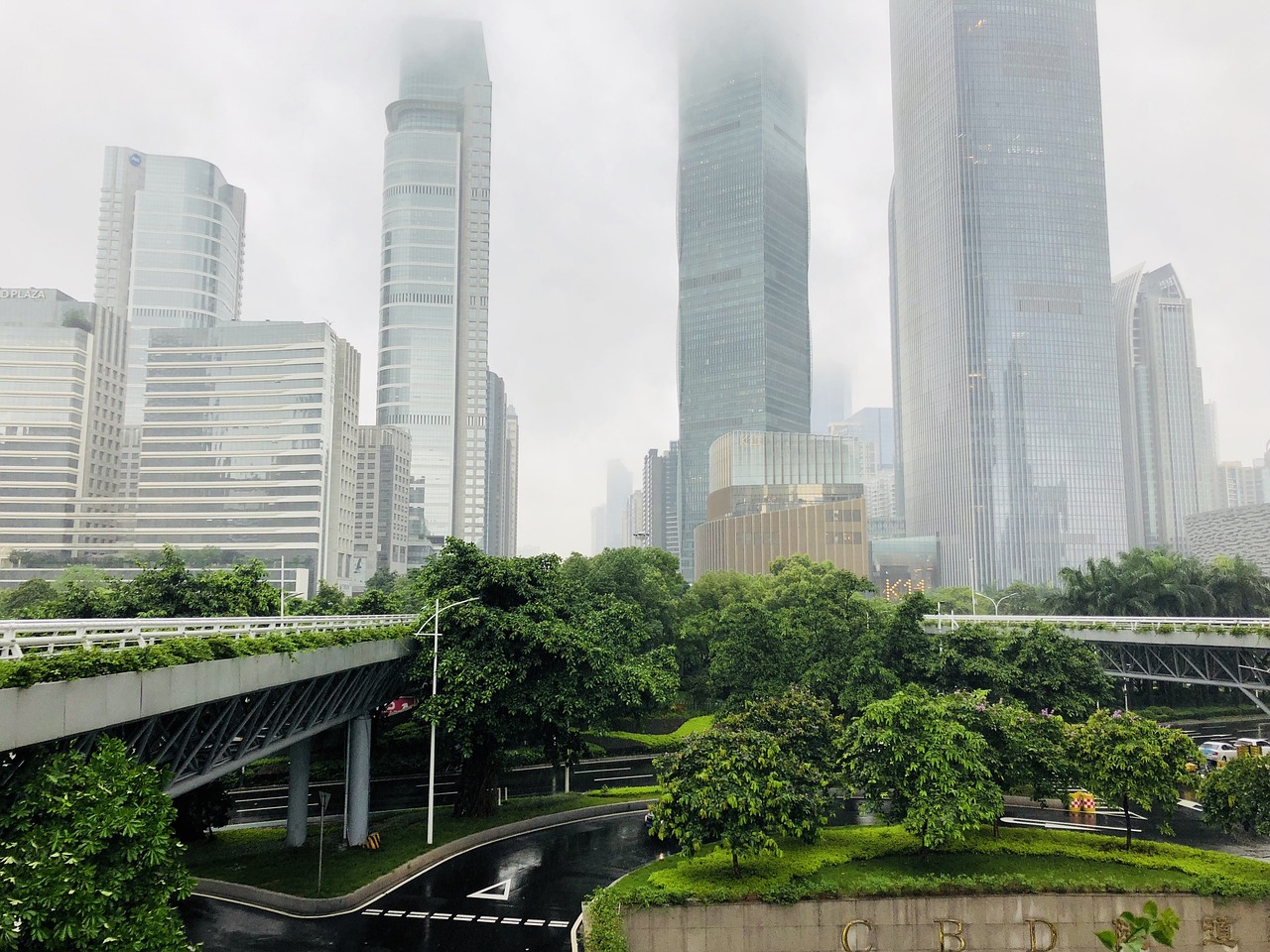 廣州與遼寧對(duì)決，城市風(fēng)采與實(shí)力的最新碰撞。