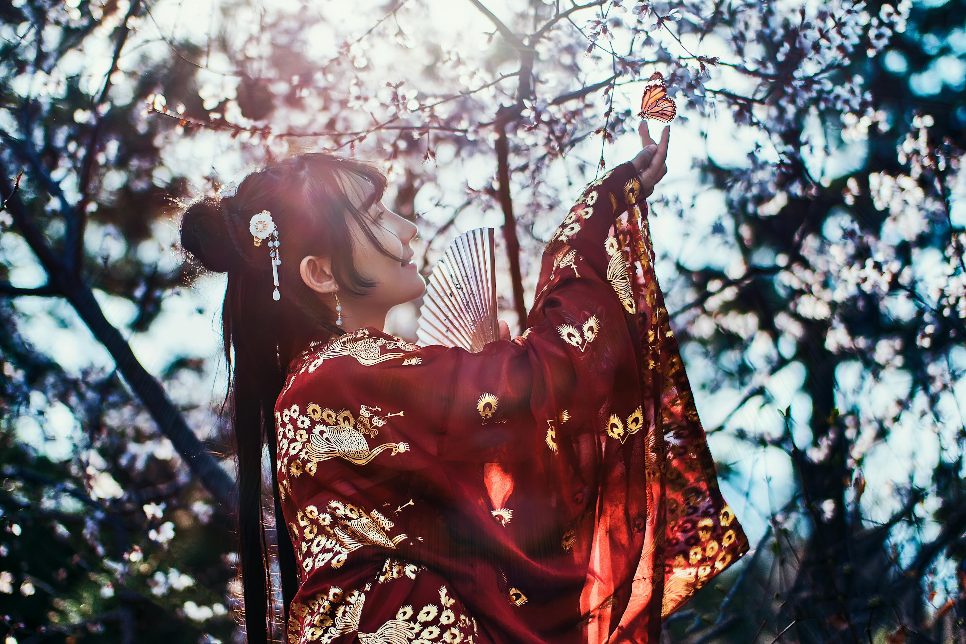 四月動漫女主黑化的心理轉(zhuǎn)變與角色魅力深度探究
