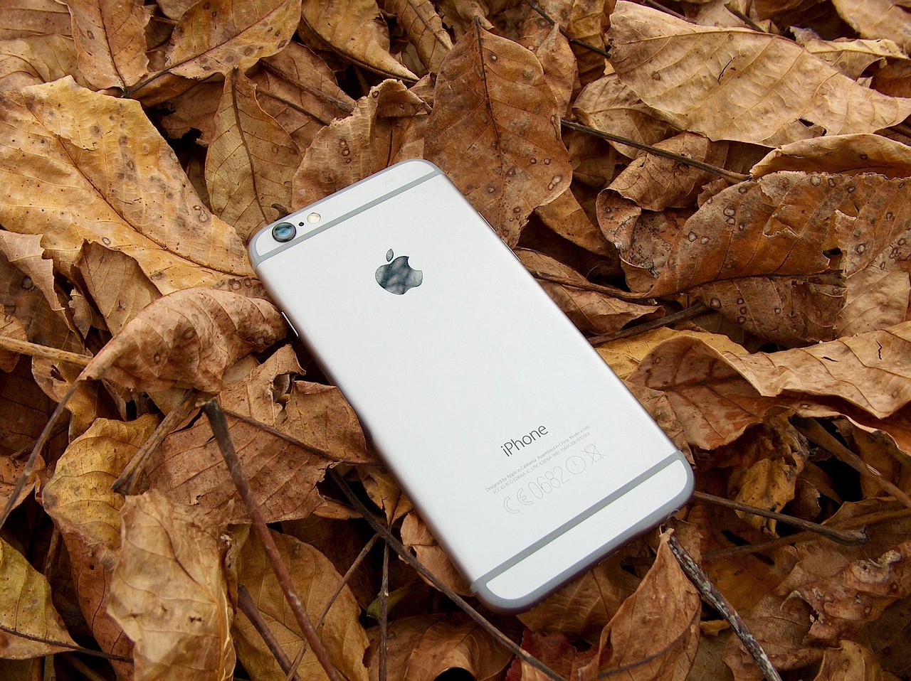 五月武漢市場(chǎng)蘋(píng)果iPhone 4S最新價(jià)格揭秘